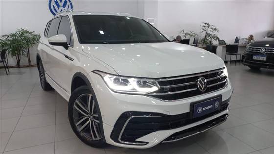 VOLKSWAGEN TIGUAN 2.0 300 TSI GASOLINA ALLSPACE R-LINE AUTOMÁTICO VOLKSWAGEN TIGUAN 2.0 300 TSI GASOLINA ALLSPACE R-LINE AUTOMÁTICO